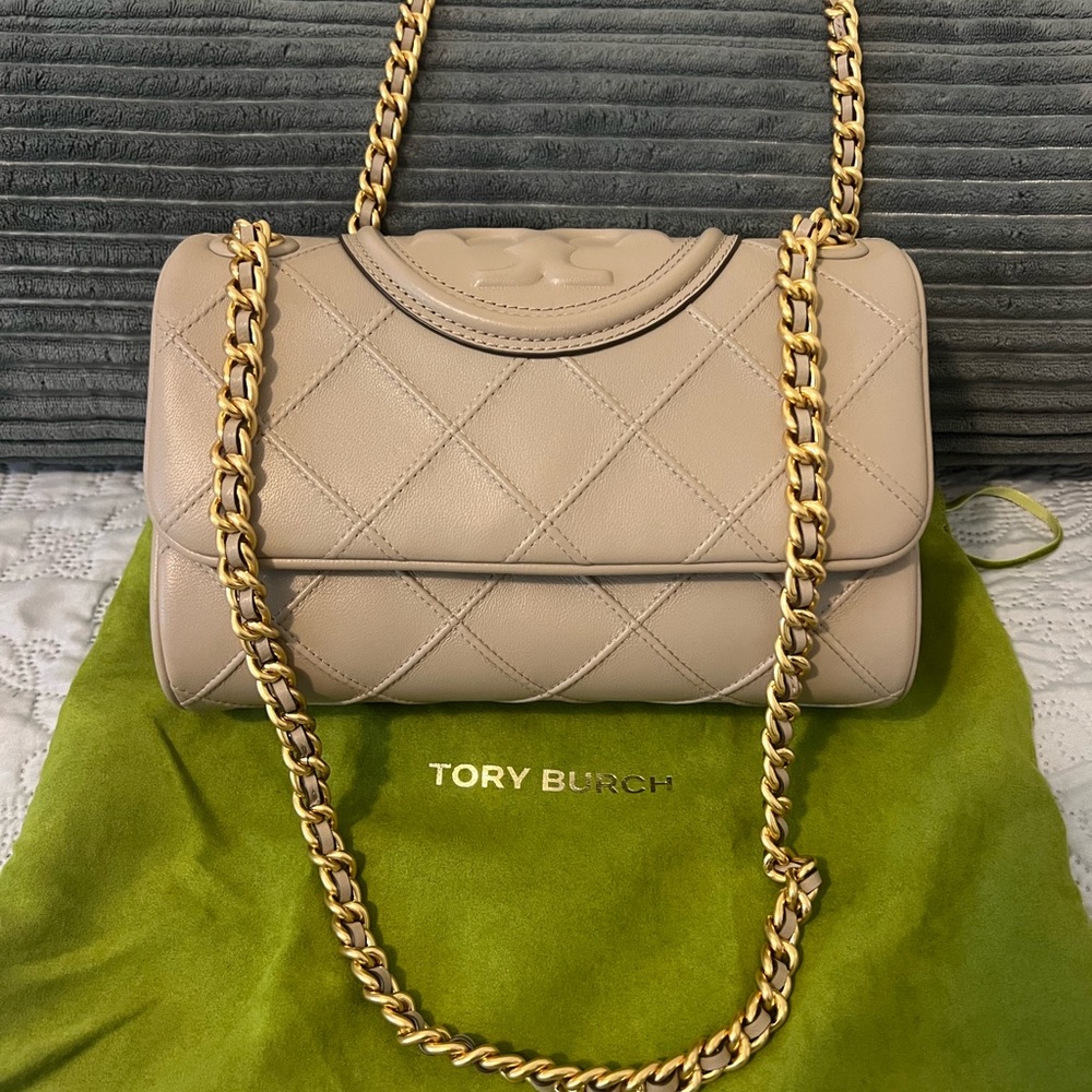 Fleming Soft Small Convertible Shoulder Bag